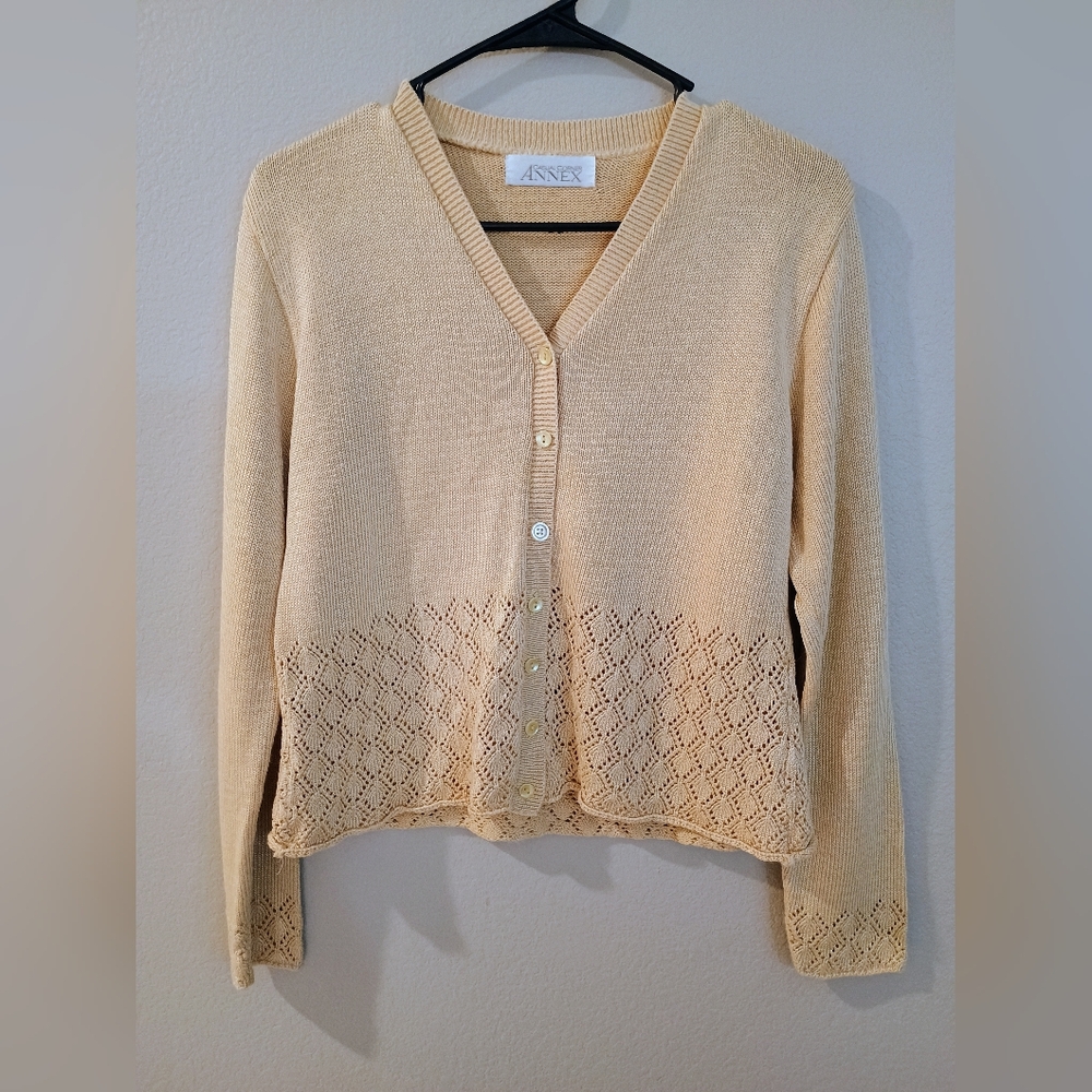 Casual Corner Annex Beige Sweater Cardigan Pointelle Knit Made in USA S